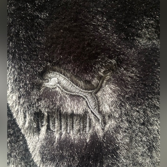 Puma women’s half-zip black fur jacket XS - Picture 3 of 6